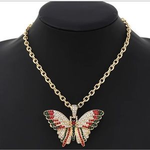 Glass Stone Pave Chunky Butterfly Pendant Short Chain Necklace